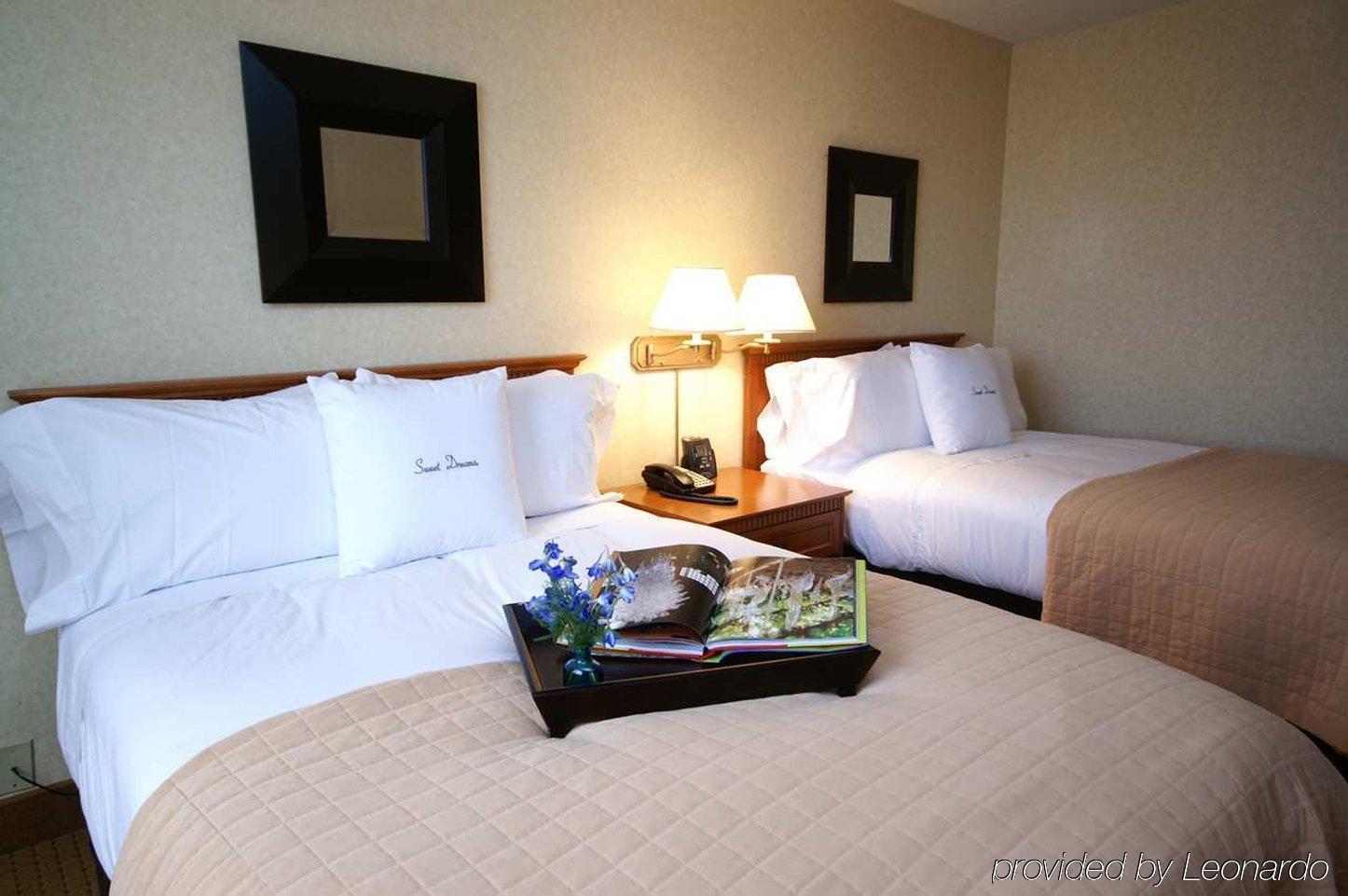 Doubletree By Hilton Chicago - Arlington Heights Hotel Стая снимка