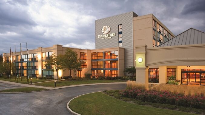 Doubletree By Hilton Chicago - Arlington Heights Hotel Екстериор снимка